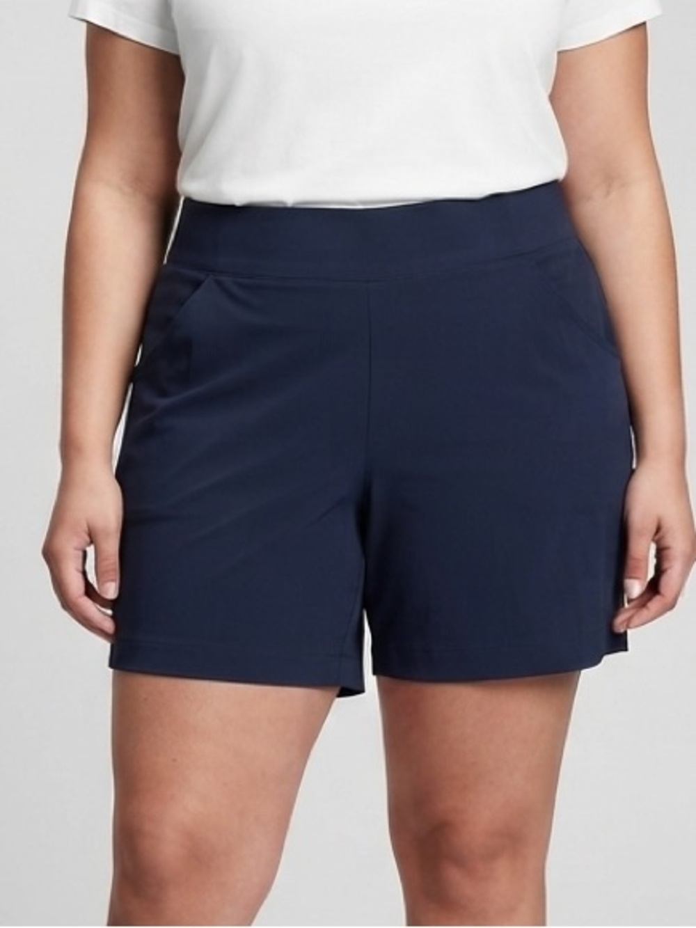 COLUMBIA Women's Navy Blue  Stretch Casual Shorts size XL